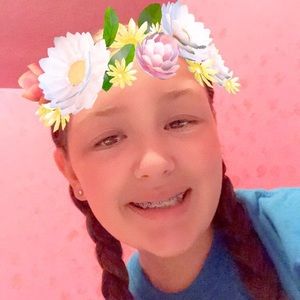 Meet your Posher, Alyvia